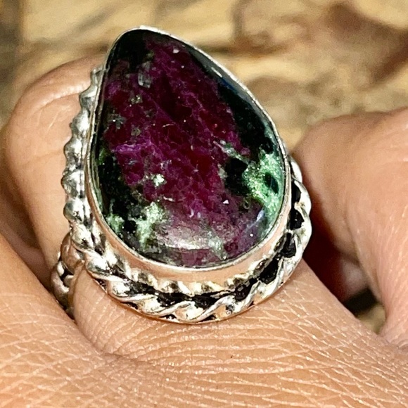Ruby Zoisite Ring Size 7 1/4 - Picture 2 of 8